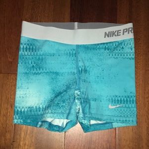 Nike Pro S